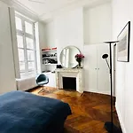 Prestigious Flat In Saint-Germain-Des-Pres